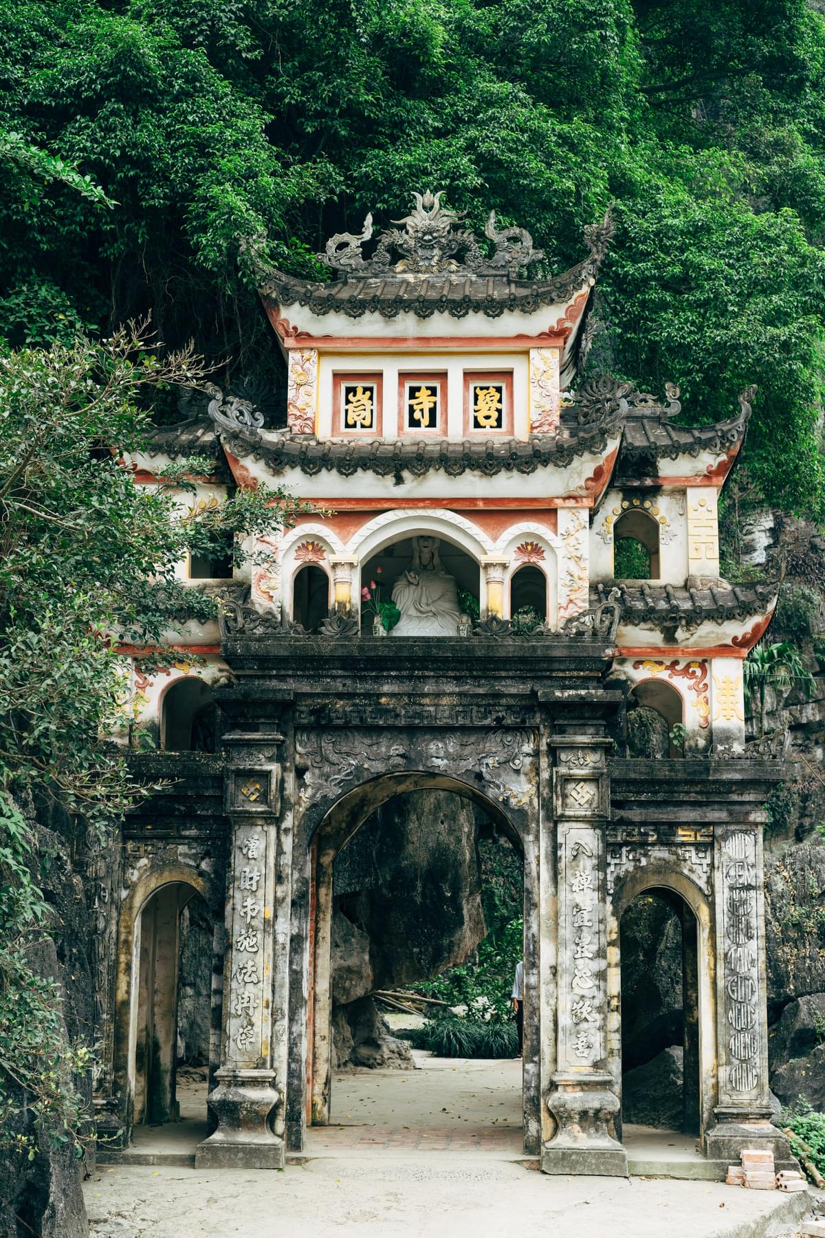Bich Dong Pagoda
