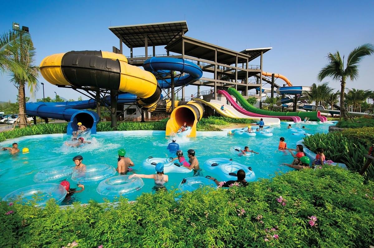 Black Mountain Water Park 