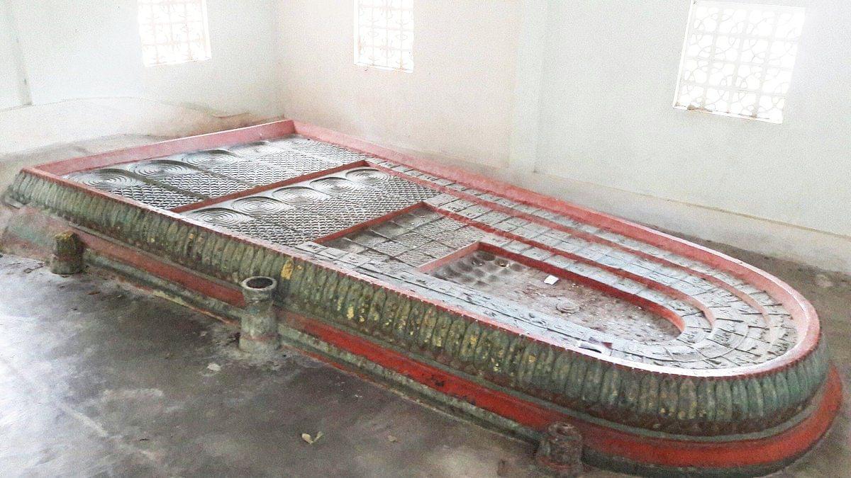 Buddhas Footprint Temple
