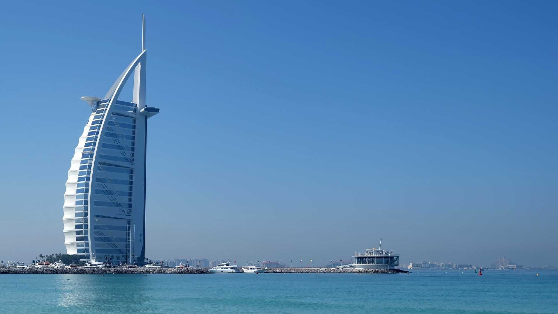 Burj Beach, Dubai.jpg