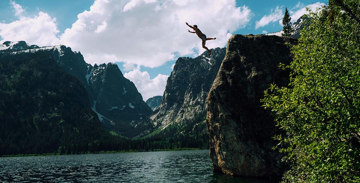 Cliff-Jumping-Phi-Phi