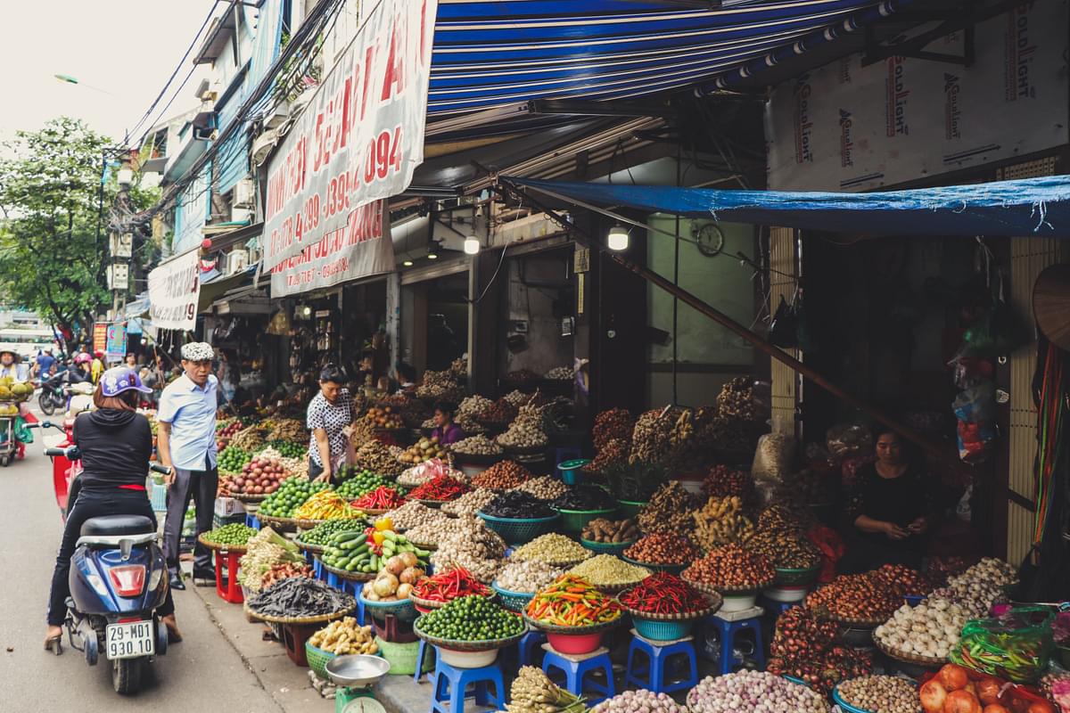 Dong Xuan Market Vietnam