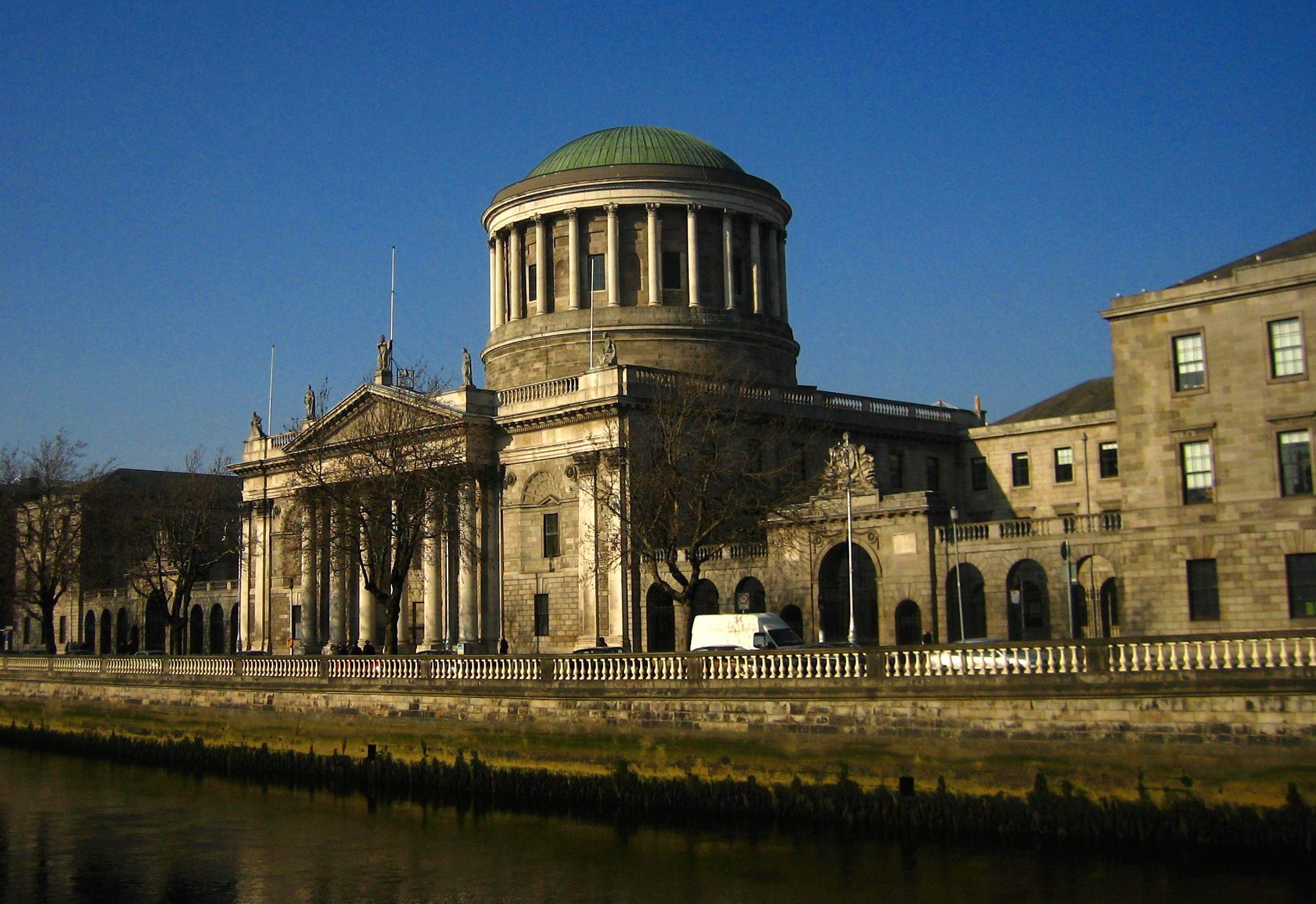 https://images.pickyourtrail.com/Generator_Hostel_Dublin_640bf7d0e6.jpg?dpr=1&q=40
