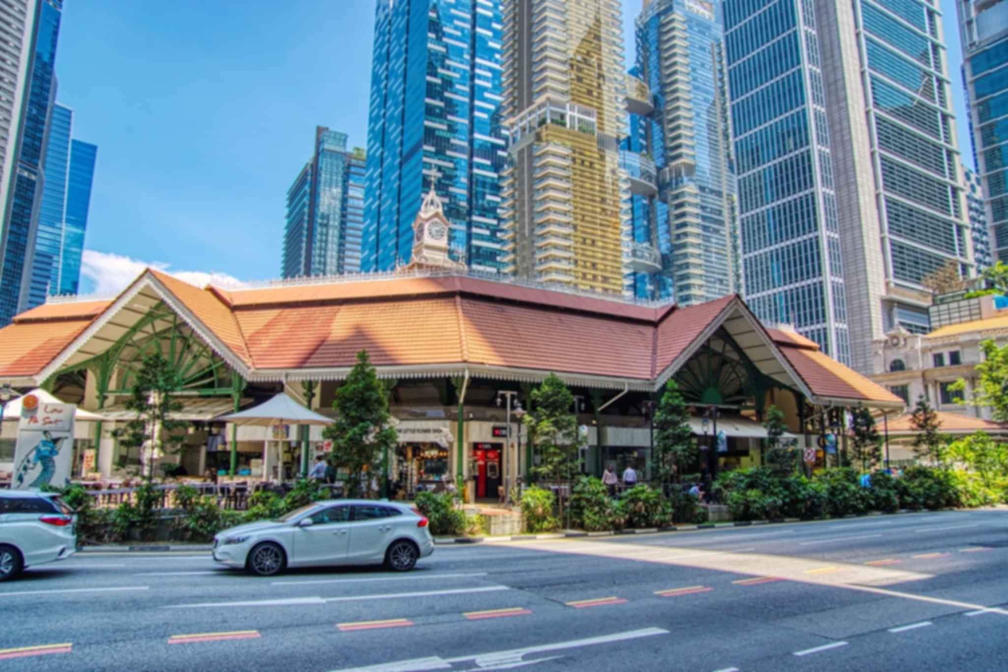 https://images.pickyourtrail.com/Hawker_Centres_00698009cd.jpg?dpr=1&q=40