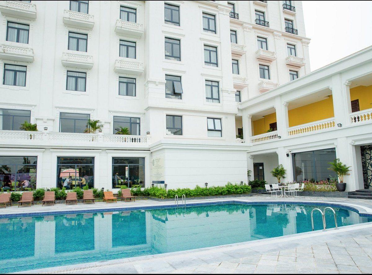 Hidden Charm Hotel & Resort