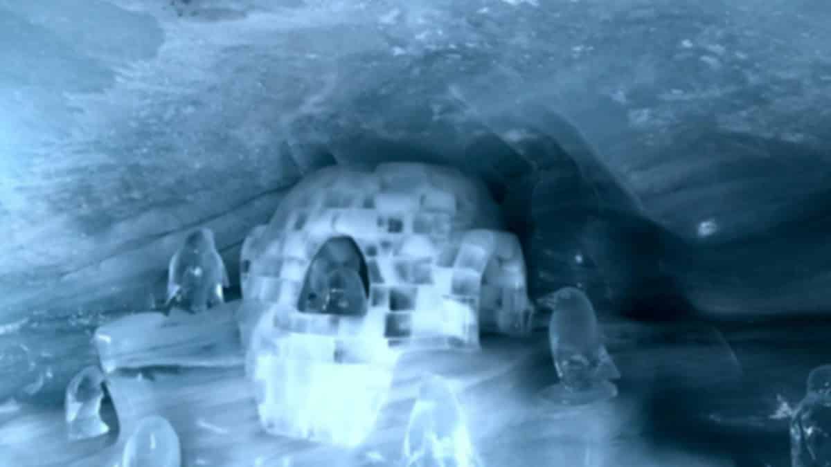Jungfraujoch Ice Palace: Complete Visitor’s Guide (2026)