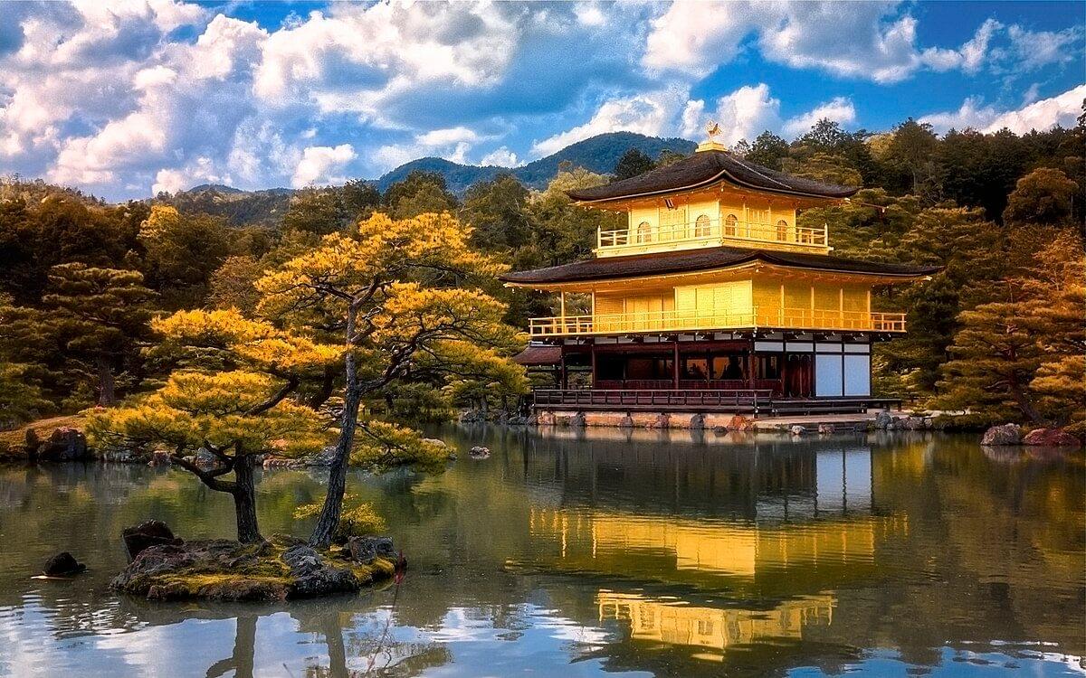 Kinkaku-ji Japan