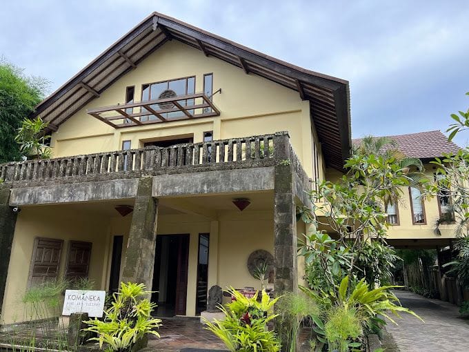 Komaneka fine art gallery