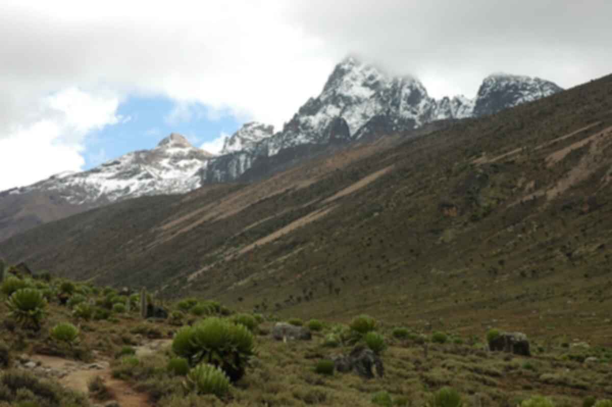 https://images.pickyourtrail.com/Mount_Kenya_ffed1d639a.JPG?dpr=1&q=40