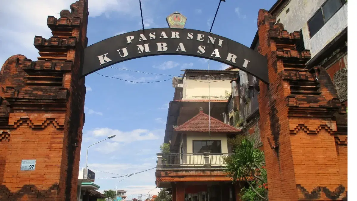Kumbasari Art Market entrance