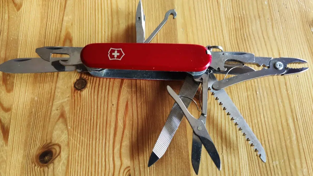 Victorinox Swiss Army Knife