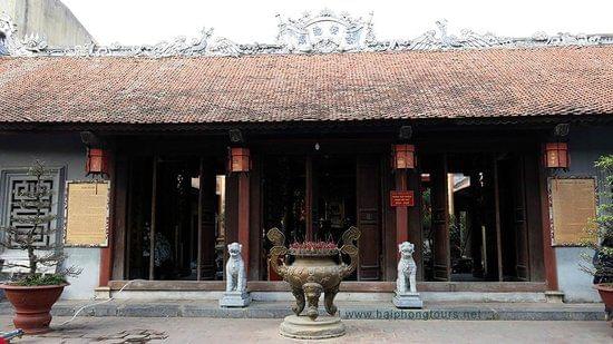 Nghe Temple