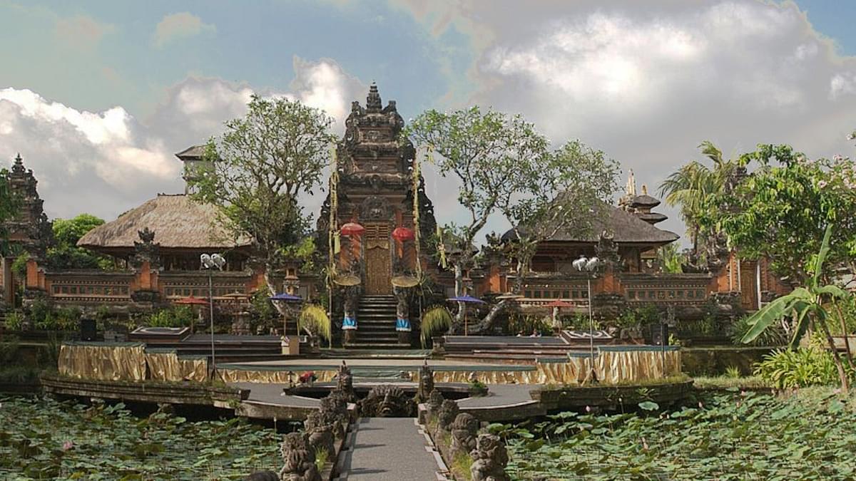 Pura Taman Saraswati Temple Bali