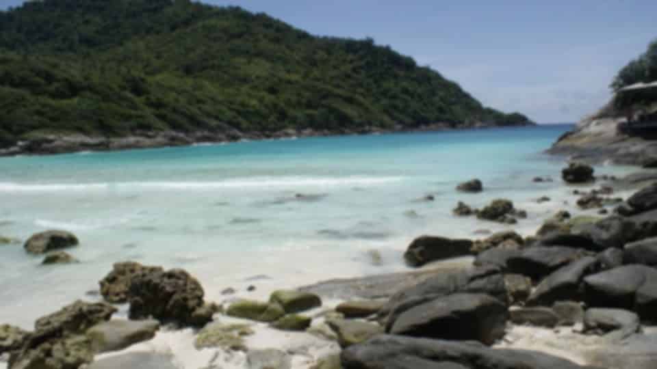 Raya Island Phuket Travel Guide 2026: Beaches, Snorkelling, Tours & Tips