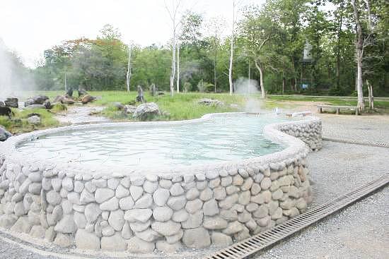 San Kamphaeng Hot Springs.jpg