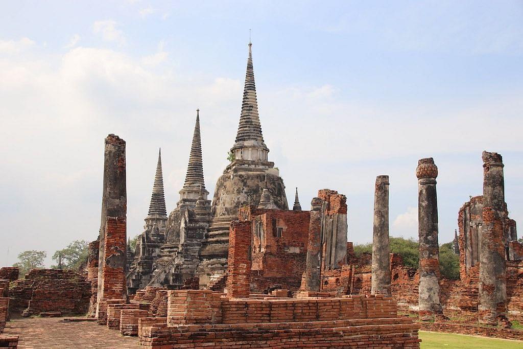 Sanphet Prasat Palace and Wat Phra Si Sanphet