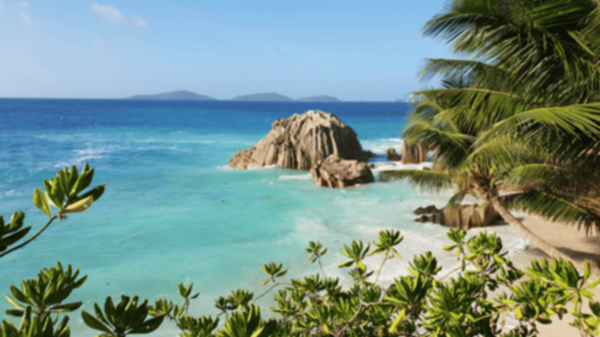 Seychelles Travel Guide and Tourism