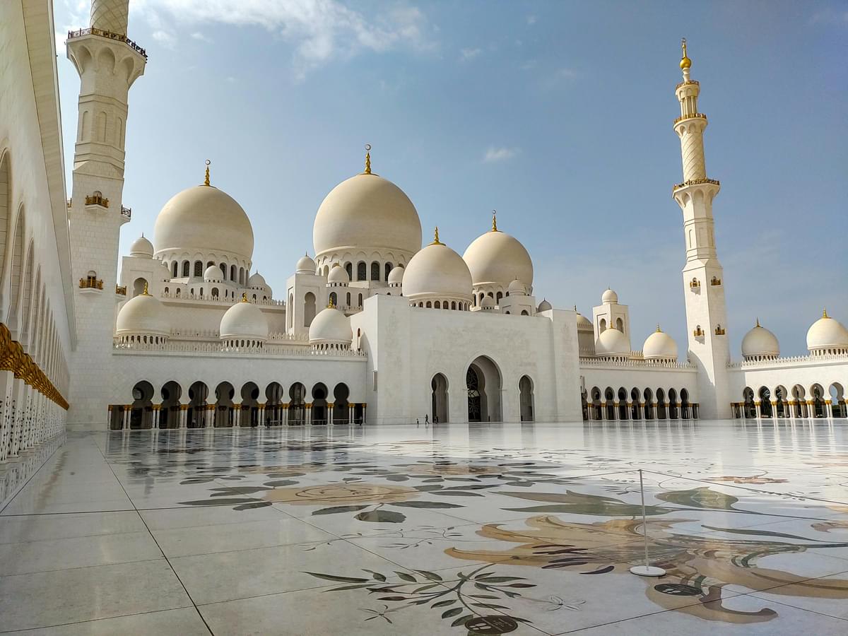 Sheikh Zayed Grand Mosque Dubai
