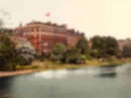 https://images.pickyourtrail.com/The_Shelbourne_Hotel_Dublin_a87bce6302.jpg?dpr=1&q=40