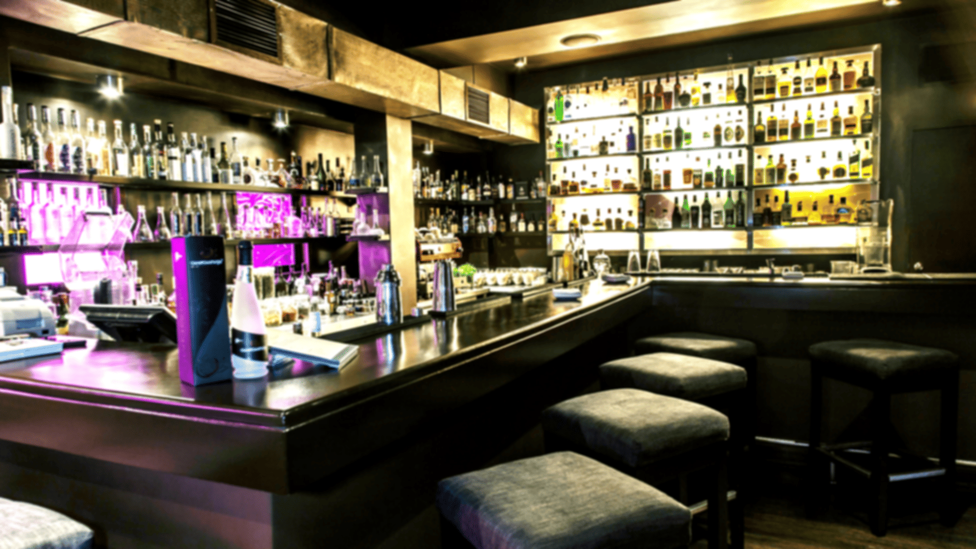 Top 9 Nightclubs in Singapore 2026: From Budget Bars to Luxury Lounges