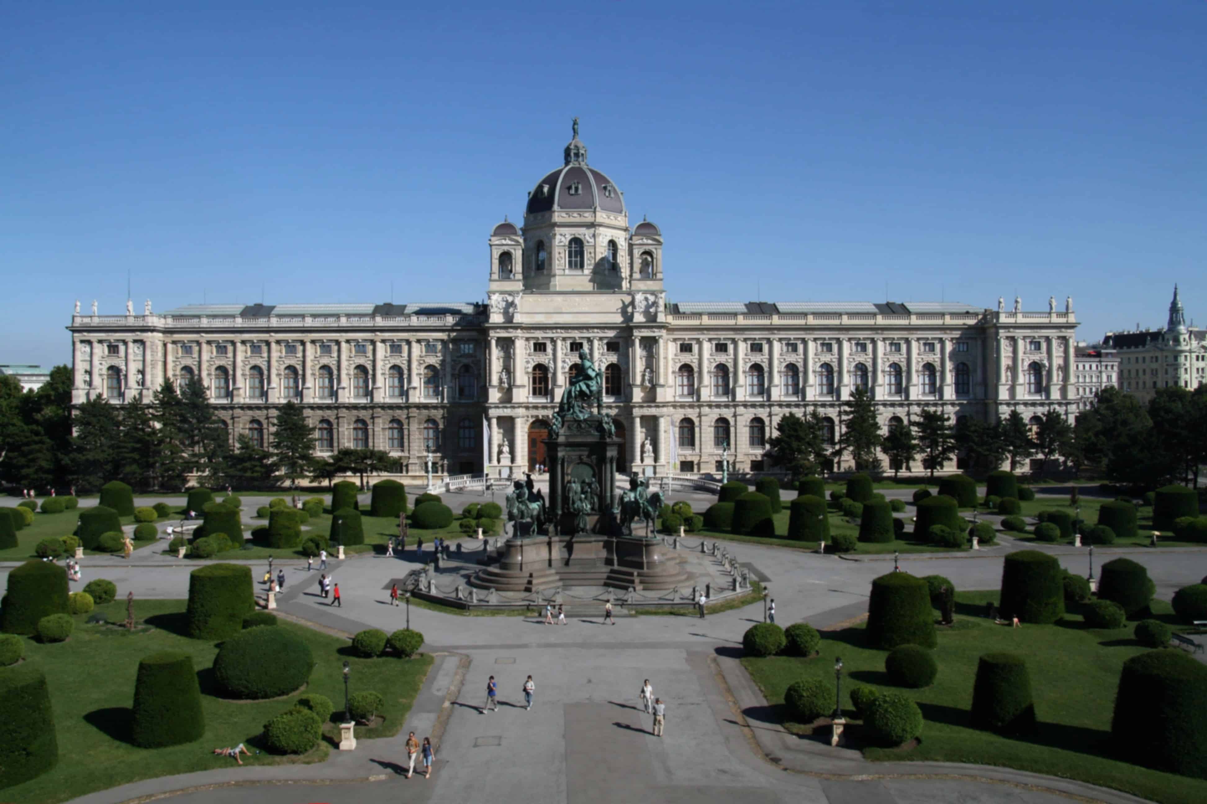 Austria Travel Guide: Best Places to Visit, Things to Do, Costs & Travel Tips