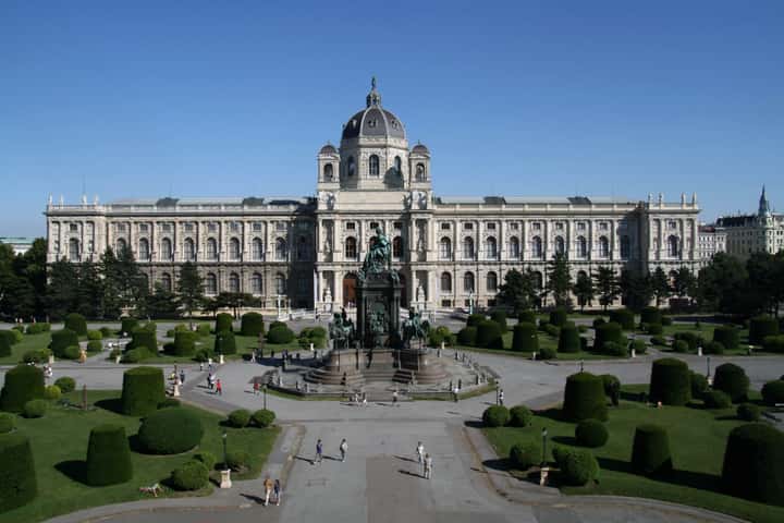 Austria Travel Guide: Best Places to Visit, Things to Do, Costs & Travel Tips