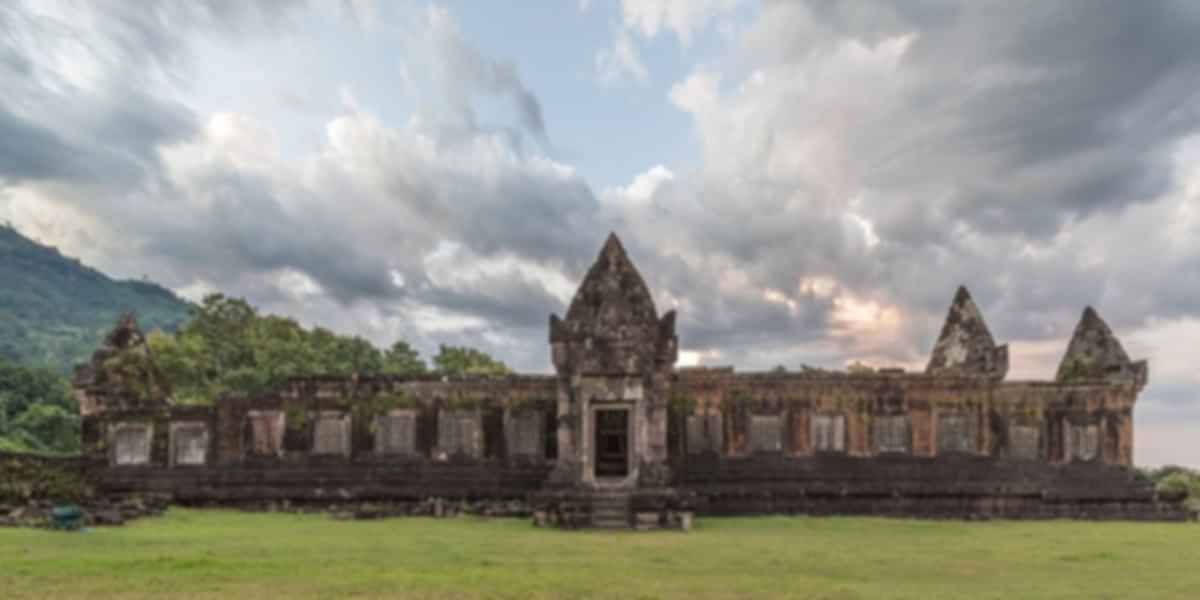 https://images.pickyourtrail.com/Wat_Phou_Temple_Complex_c5b52c0bbc.jpg?dpr=1&q=40