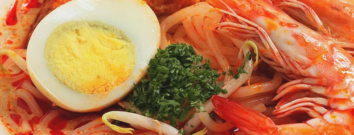 What to eat in Singapore