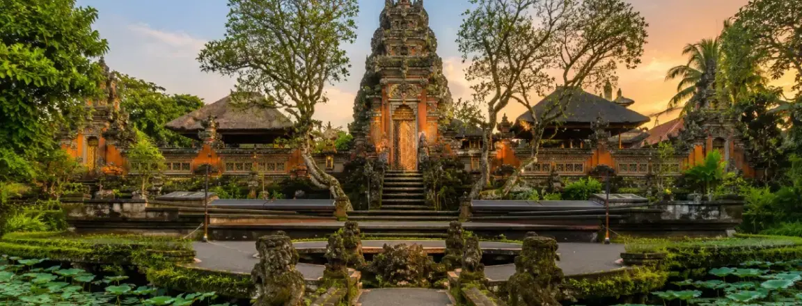 aman Saraswati Temple Ubud