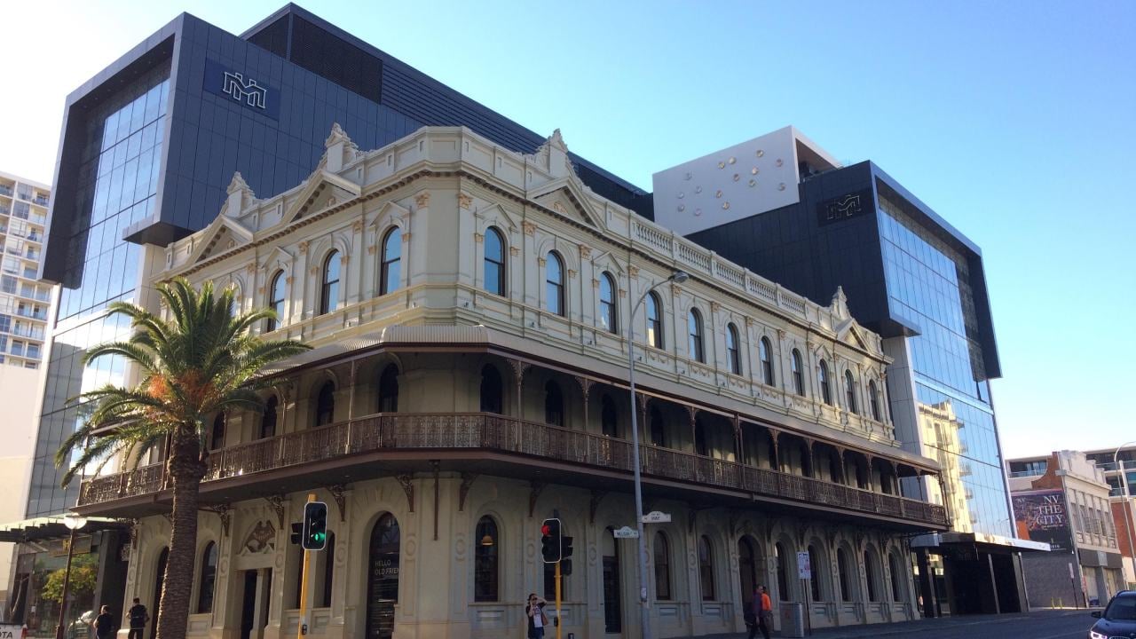 https://images.pickyourtrail.com/australia_mid_range_hotels_336025373c.jpg?dpr=1&q=40