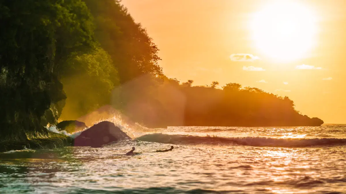 bali surfing