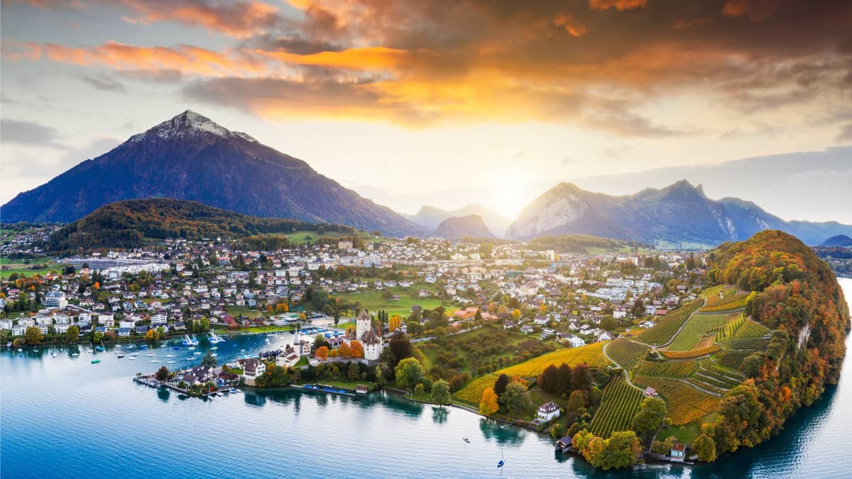 best time to visit switzerland