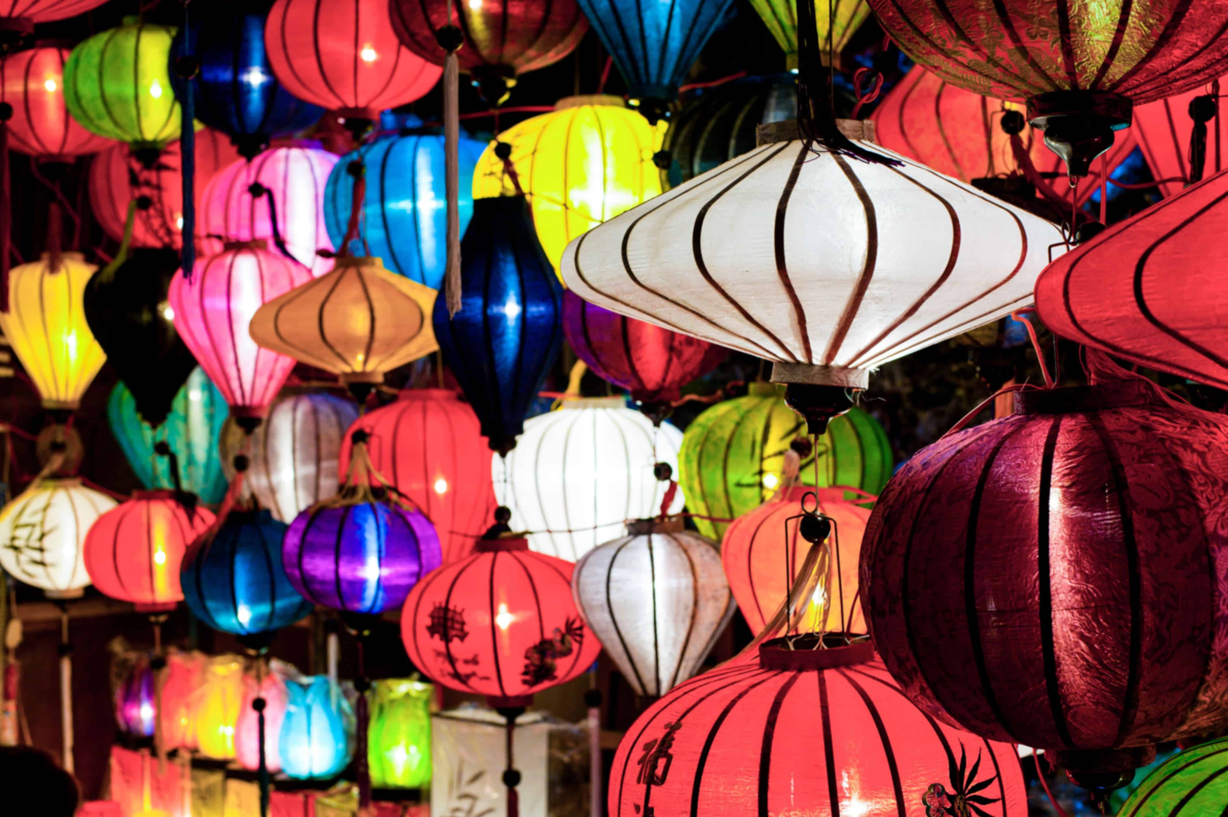 Take a Dive Into Culture Of Vietnam 