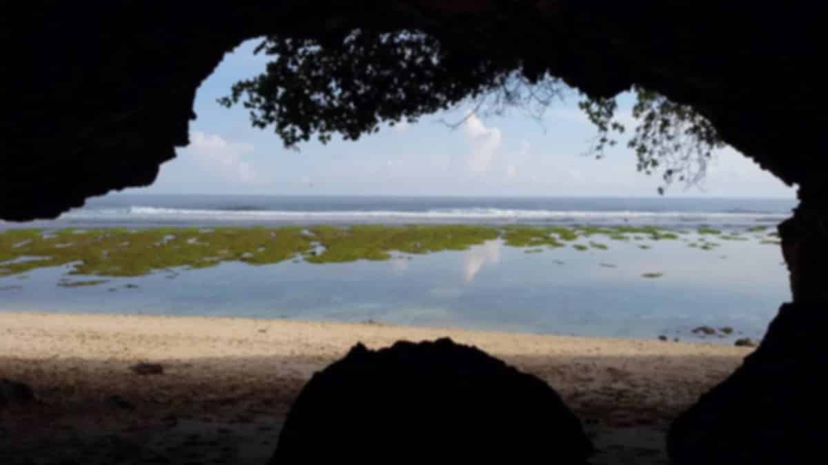 Green Bowl Beach Uluwatu Guide 2026: Location, Entry Fee, Best Time, Things to Do & Travel Tips