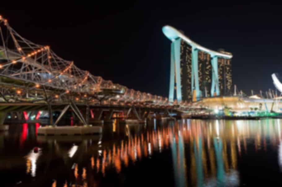 Helix Bridge in Singapore 2026: Complete Visitor Guide to Views, Attractions & Experiences