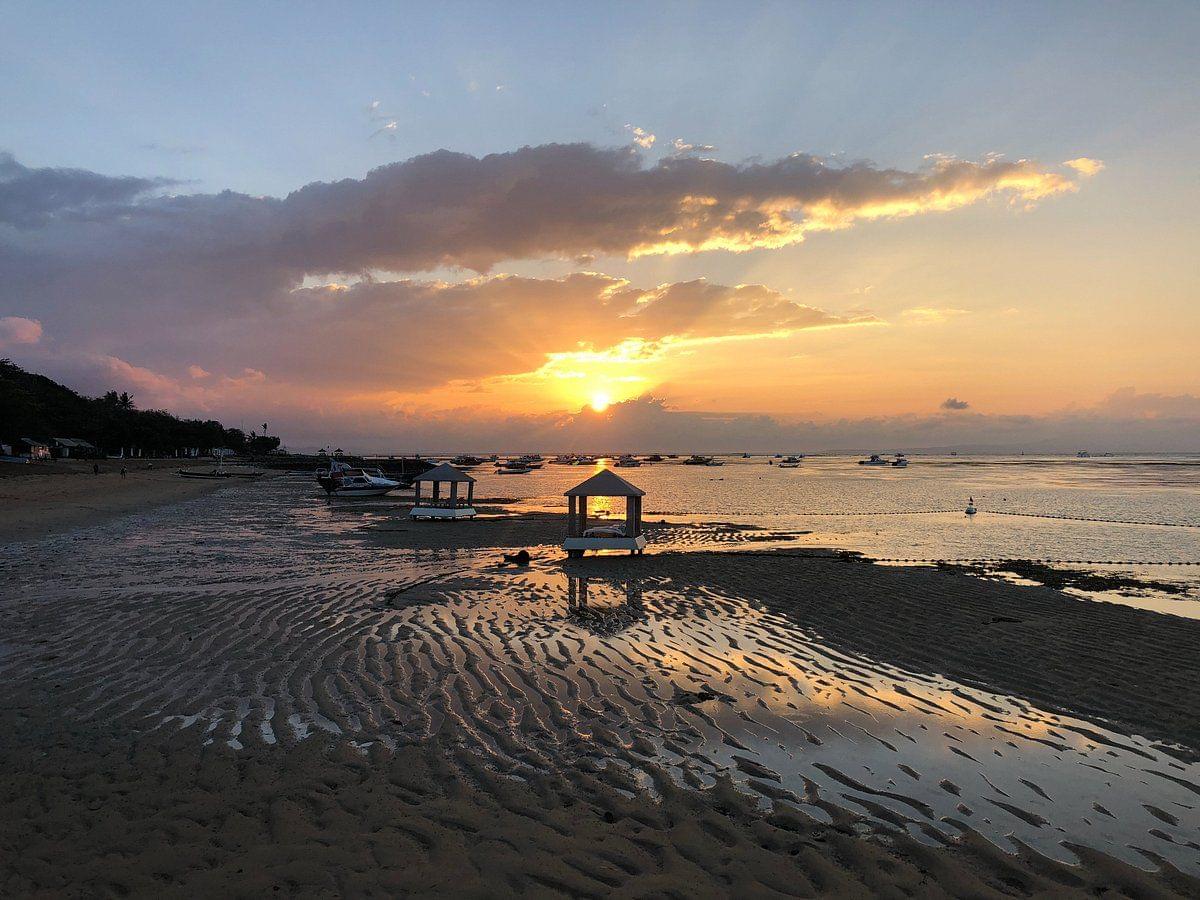 How to reach sanur beach
