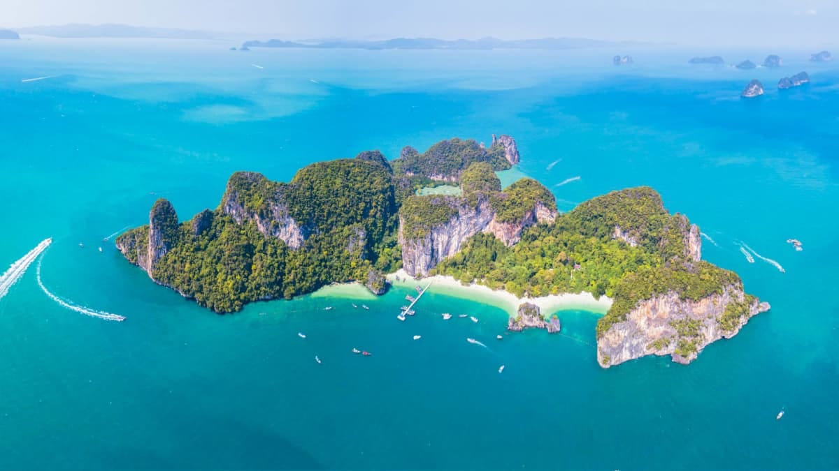 Krabi-Hong Island Tour By Speed Boat With Lunch With Shared Transfers by Song Taew / Tuk Tuk - Excluding Island Fee 300THB 