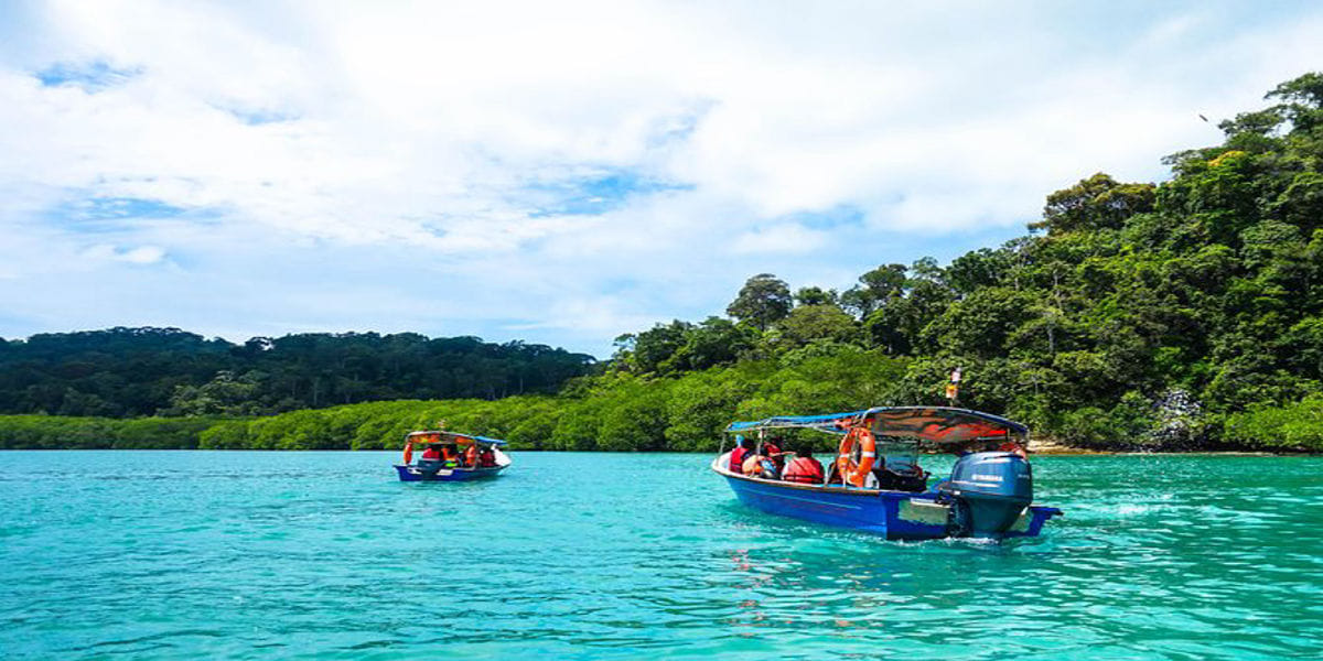 Half day Island Hoping with private transfers (CENANG/TENGAH BEACH & TOWN HOTEL ONLY)