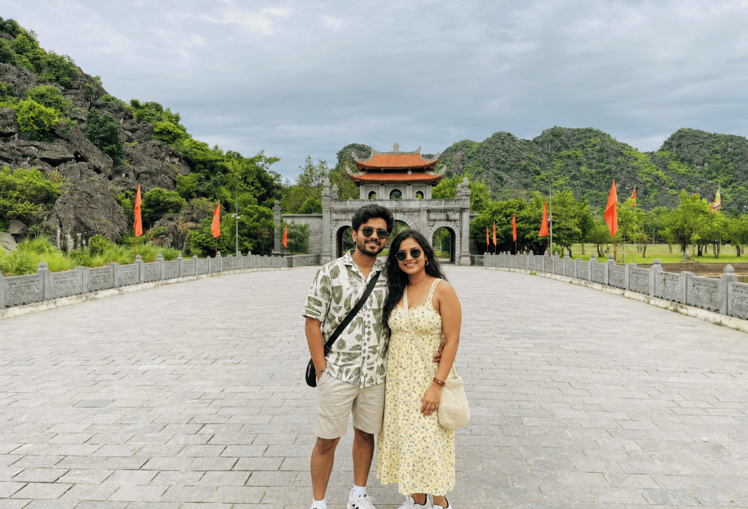 Ninh Binh – Hanoi – Bai Dinh – Trang An – Hang Mua SIC Adventure
