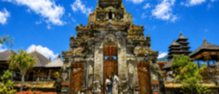 Tanah Lot, Ulun Danu Beratan and Bali Handara Gate Tour with Private Transfers