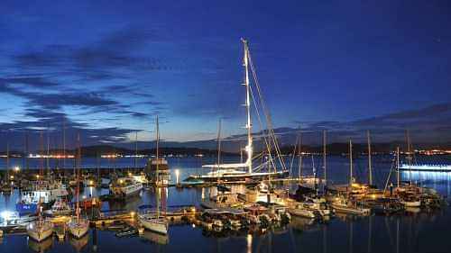 Kuah at Night - Lagenda Park,Charlie's Place or Royal Langkawi Yacht Club