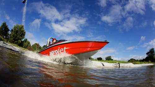 Adventurous ride in a 450-horsepower high-speed jet boat - Agrojet Boat Sprint Ride