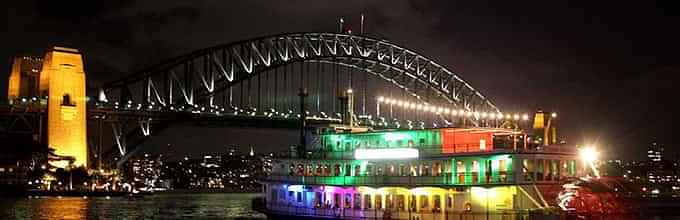  Good views of Opera House during dinner cruise in Sydney showboat