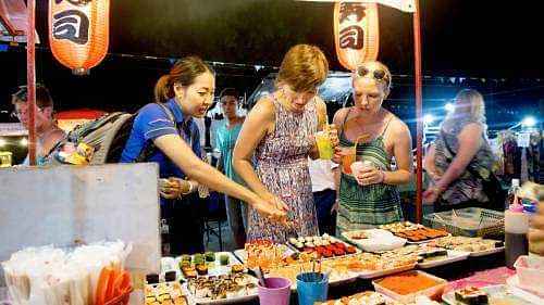 Evening Street Food Walking Tour in Koh Samui