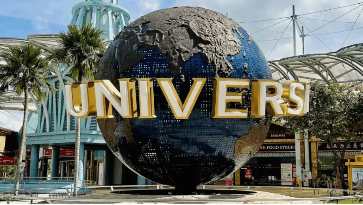 Universal Studios (express pass included) with private transfers