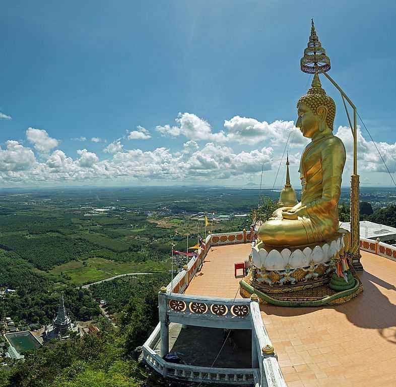 Venturing into the wildkind at Wat Tham Sua (Tiger Cave)