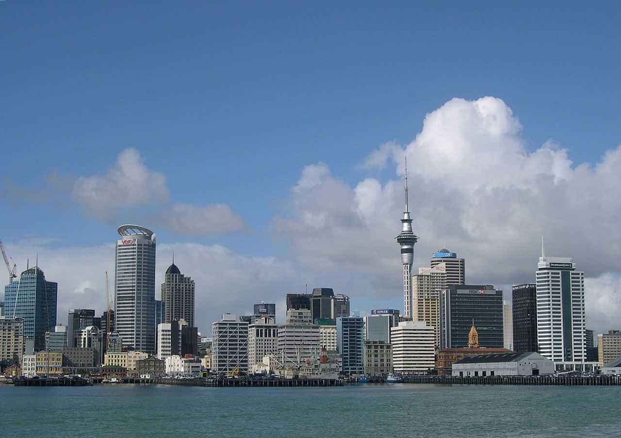 Auckland free walking tour to explore the best places at leisure