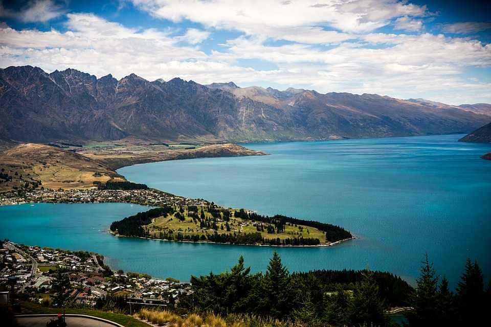 Queenstown Free Walking Tour