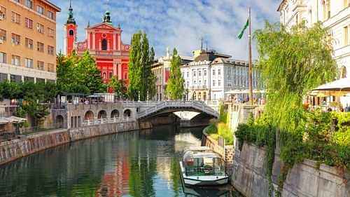 Day Trip to Lake Bled & Ljubljana in Slovenia