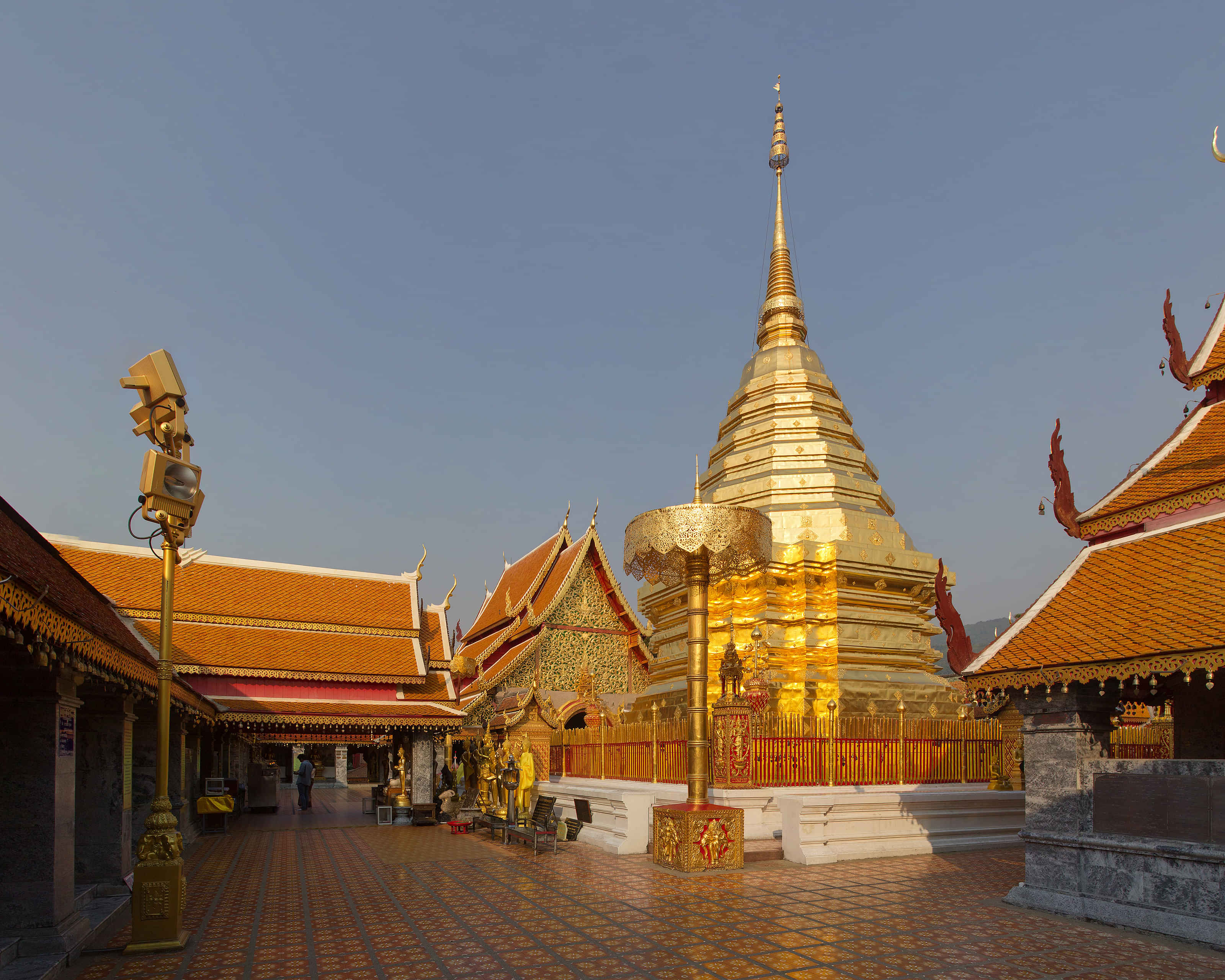 Traditional timeout at Wat Doi Suthep 